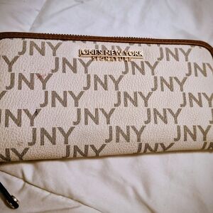 Jones New York Cream and Brown Zip Wallet